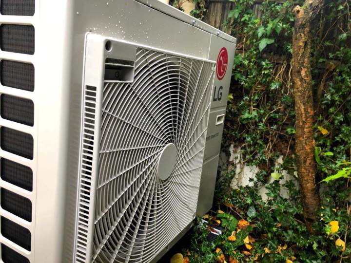 Unité extérieure de pompe à chaleur air-eau LG Therma V, Yvelines