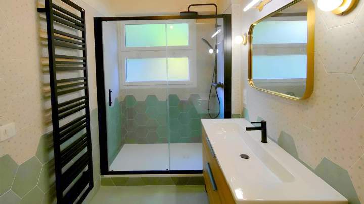 Salle de bains aménagée, Yvelines