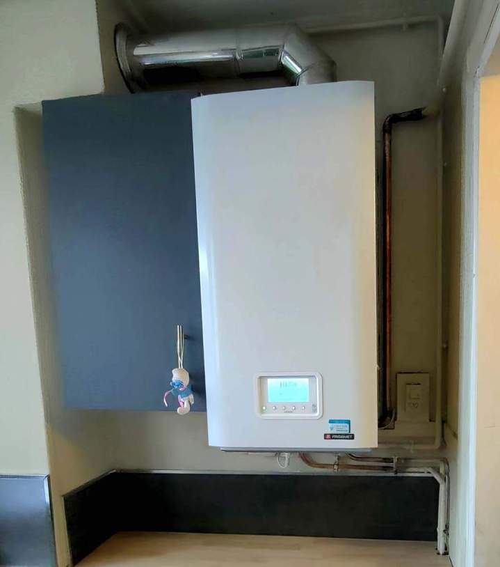 Chaudière murale mixte Frisquet Hydromotrix Tradition Visio 23 kW, Yvelines 