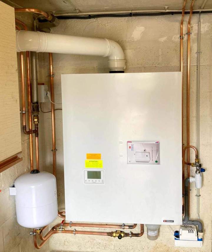 Chaudière murale gaz à condensation domestique, Yvelines